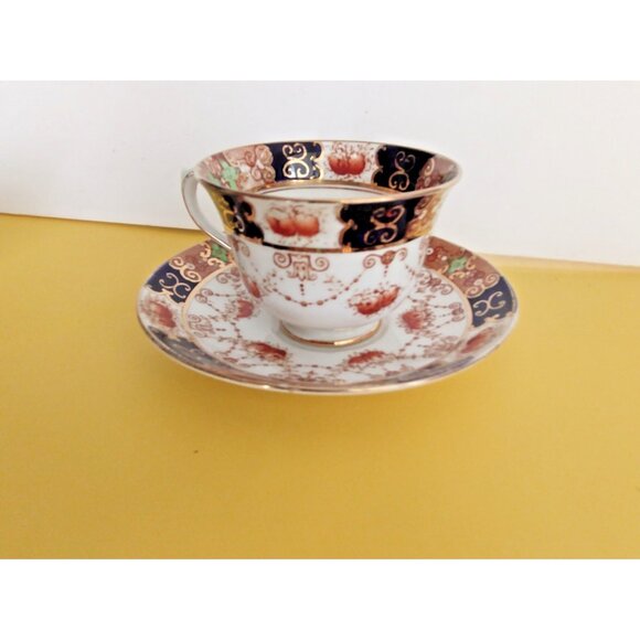 Antique Royal Albert Crown China Imari-style cup and saucer, 1920's - Picture 6 of 14